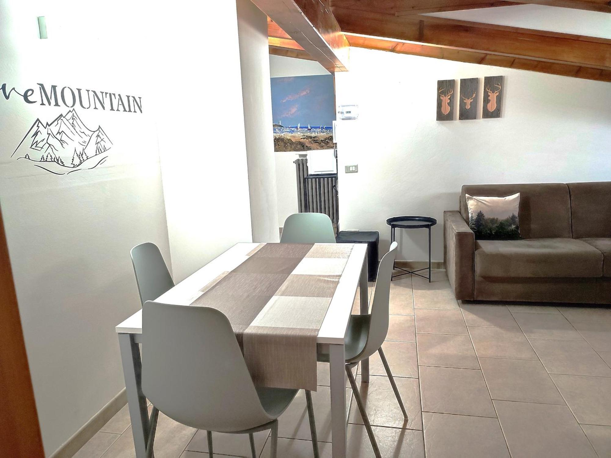 Appartamento Con Giardino Carisolo Exterior photo